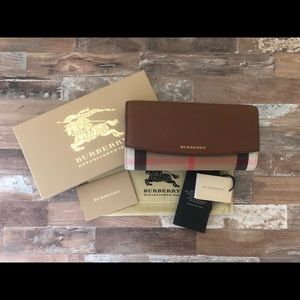 Burberry Porter Continental Wallet